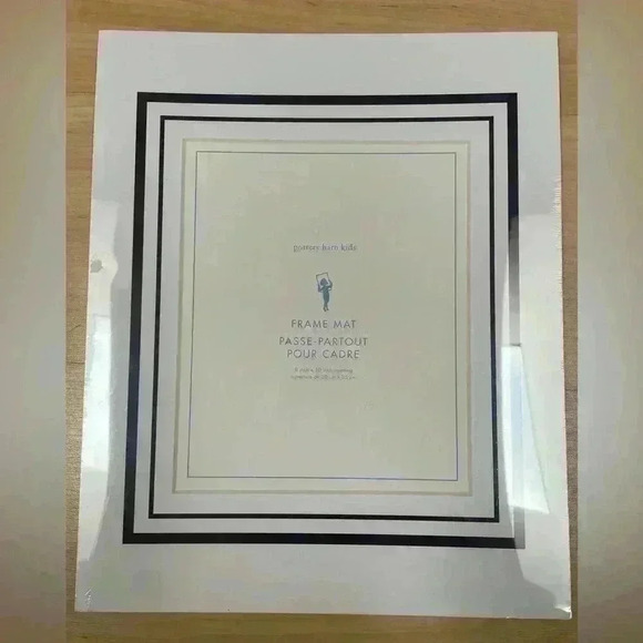 Pottery Barn Kids Navy White Frame Mats Set Of 2: 4x6 & 8x10 Opening - Picture 3 of 11